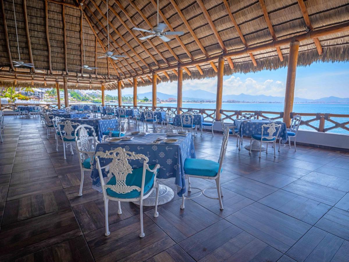 Las Hadas By Brisas Manzanillo Eksteriør bilde Restaurant at Hotel Casa Blanca