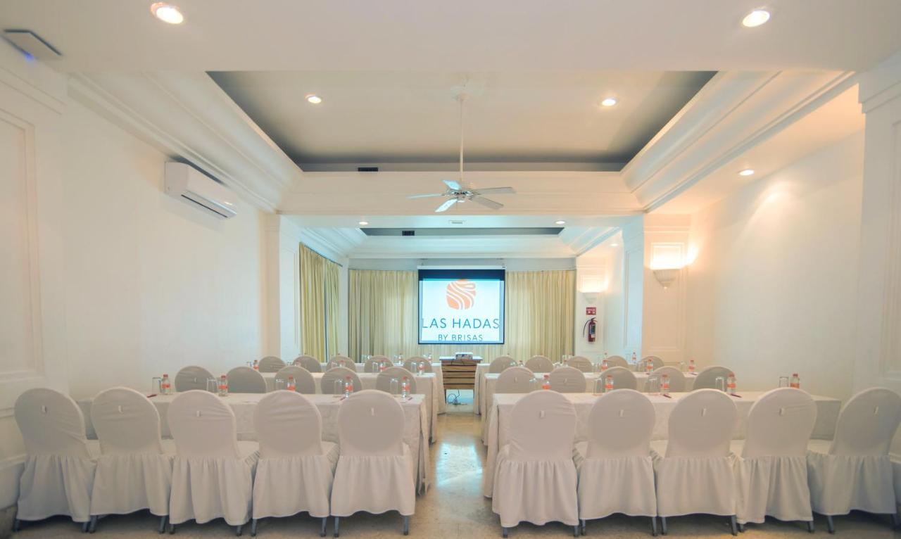 Las Hadas By Brisas Manzanillo Eksteriør bilde Meeting room