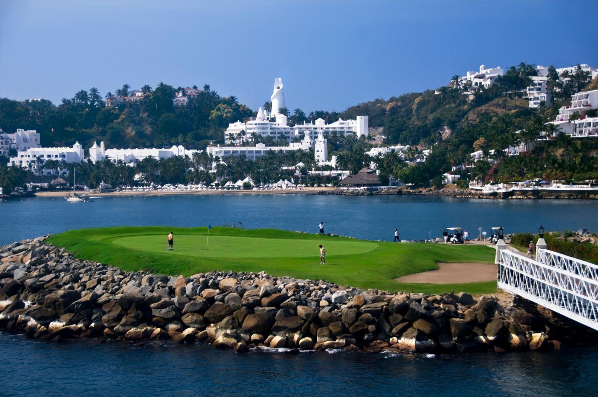 Las Hadas By Brisas Manzanillo Eksteriør bilde Pebble Beach Golf Links
