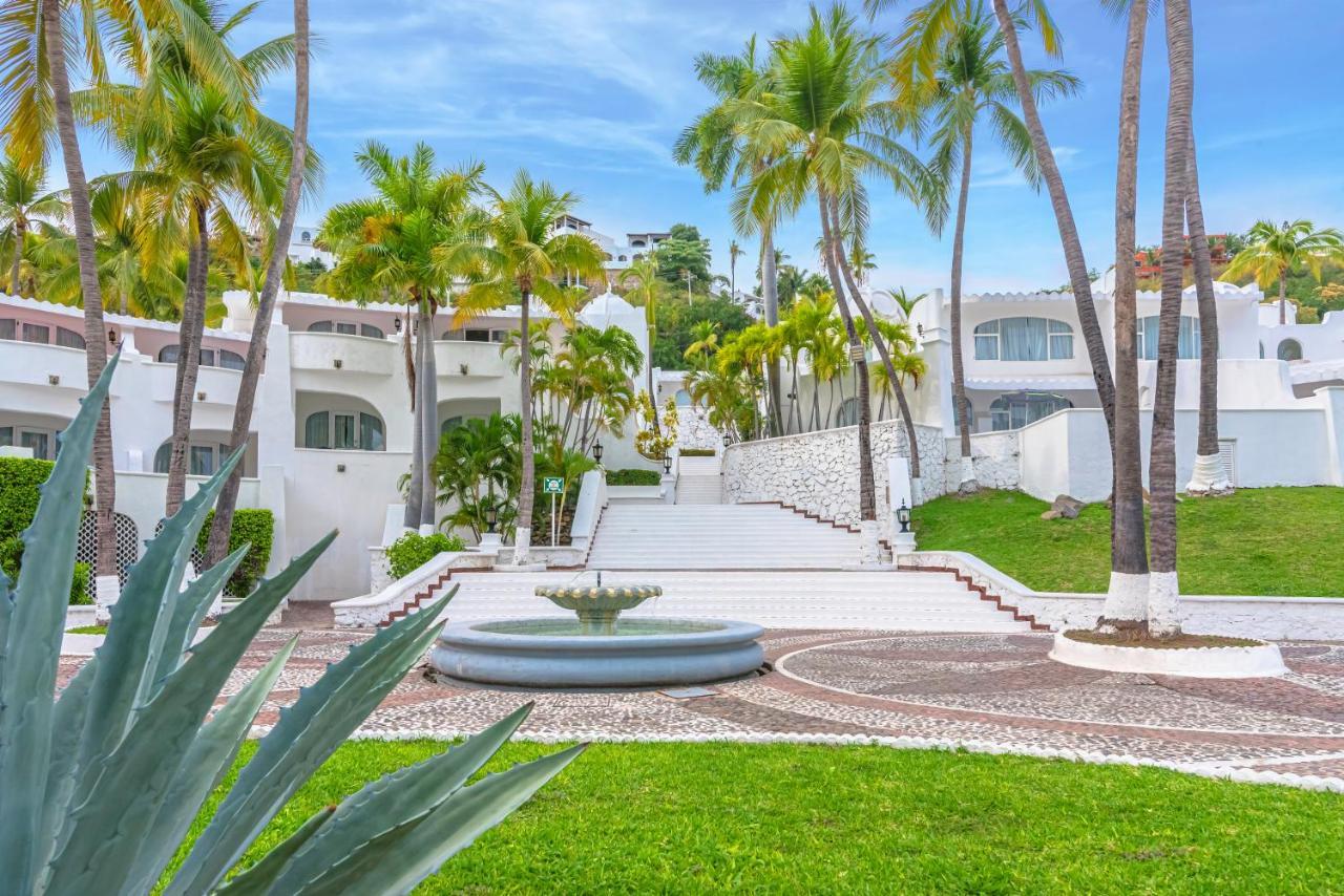 Las Hadas By Brisas Manzanillo Eksteriør bilde Residential area in Punta Mita